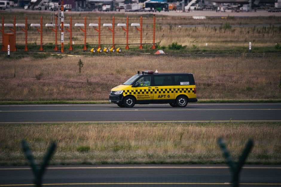 8-Seater van — CoastLine Transfers