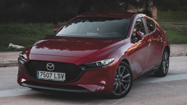 Mazda 3 (Axela)